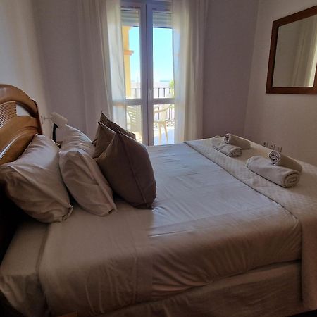 נרחה Apartamentos Latin מראה חיצוני תמונה
