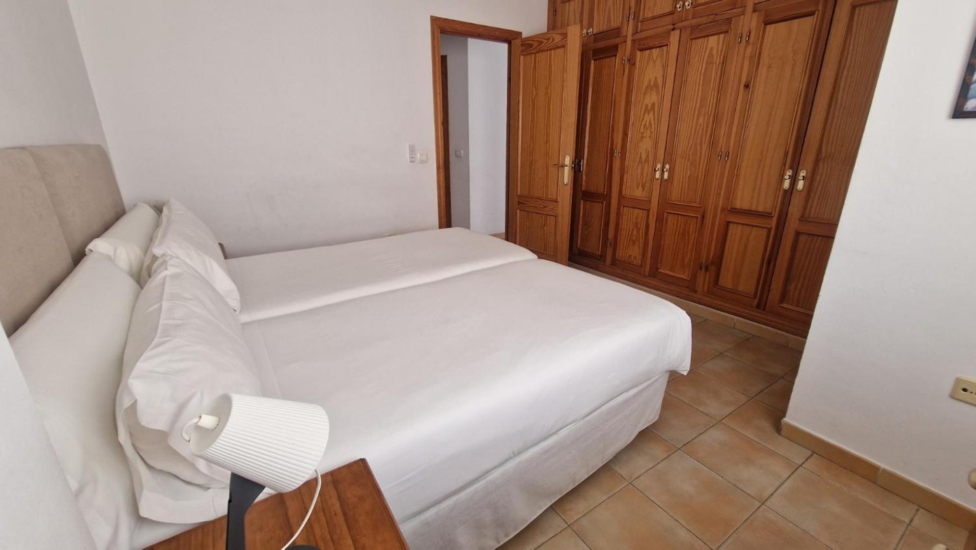 נרחה Apartamentos Latin מראה חיצוני תמונה