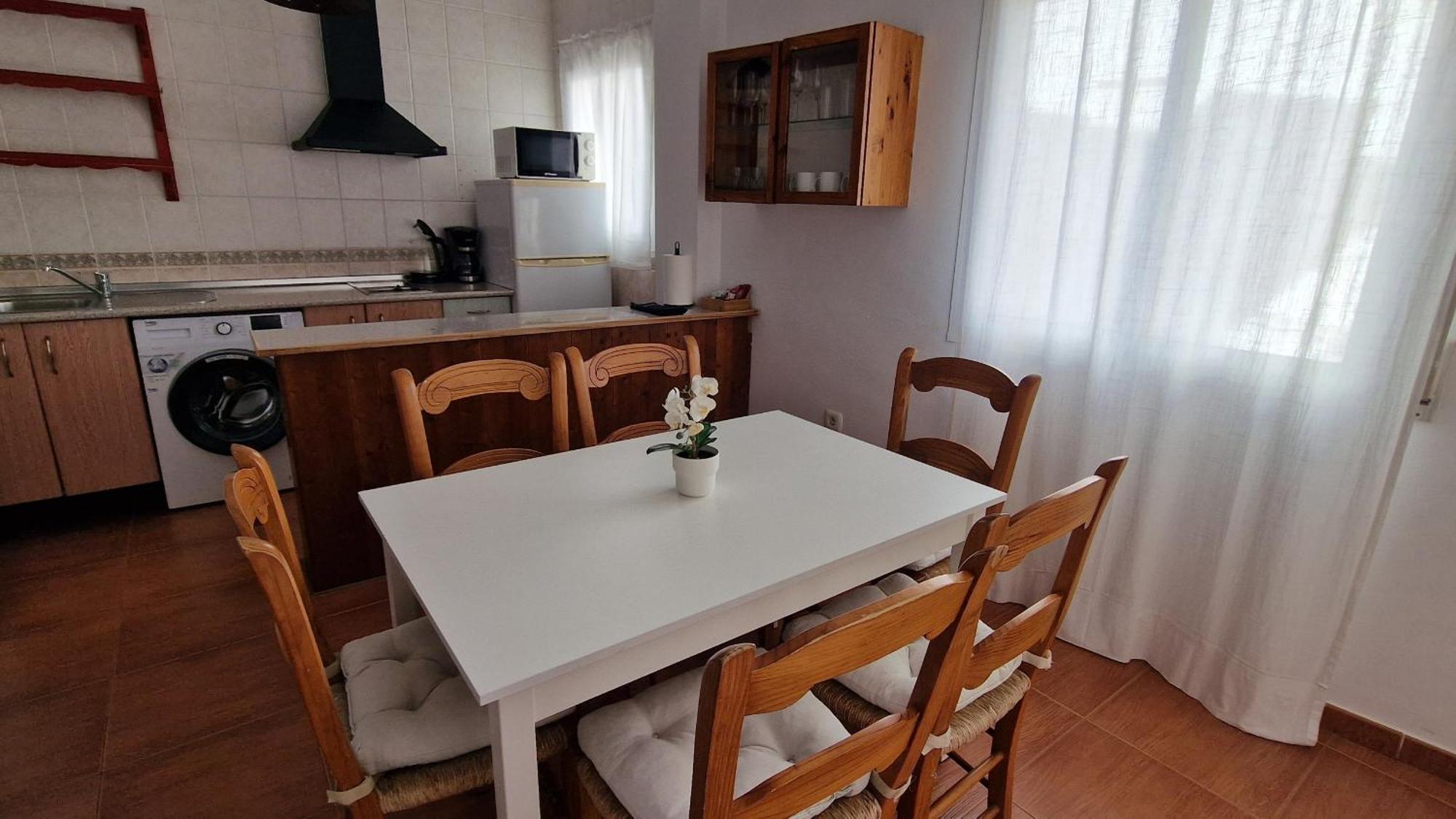 נרחה Apartamentos Latin מראה חיצוני תמונה