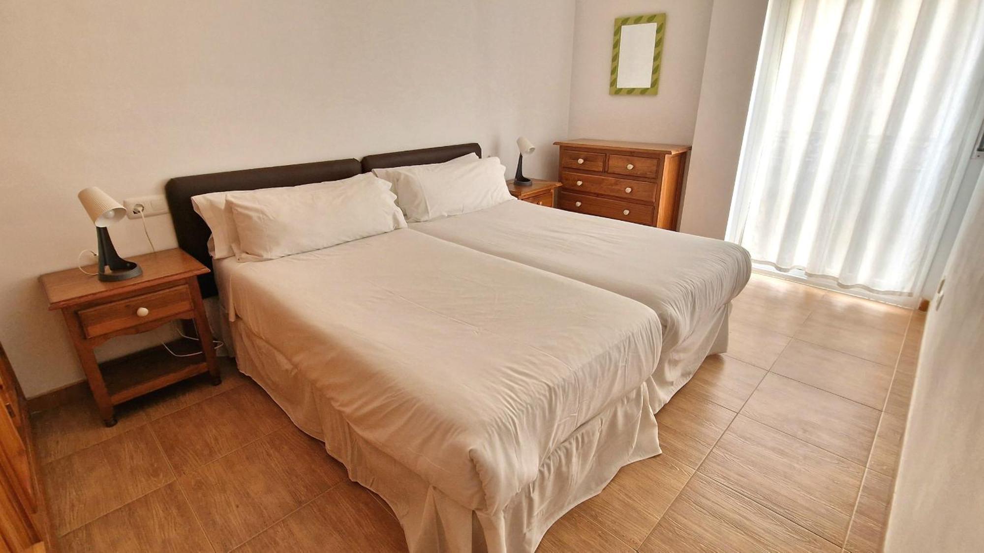 נרחה Apartamentos Latin מראה חיצוני תמונה