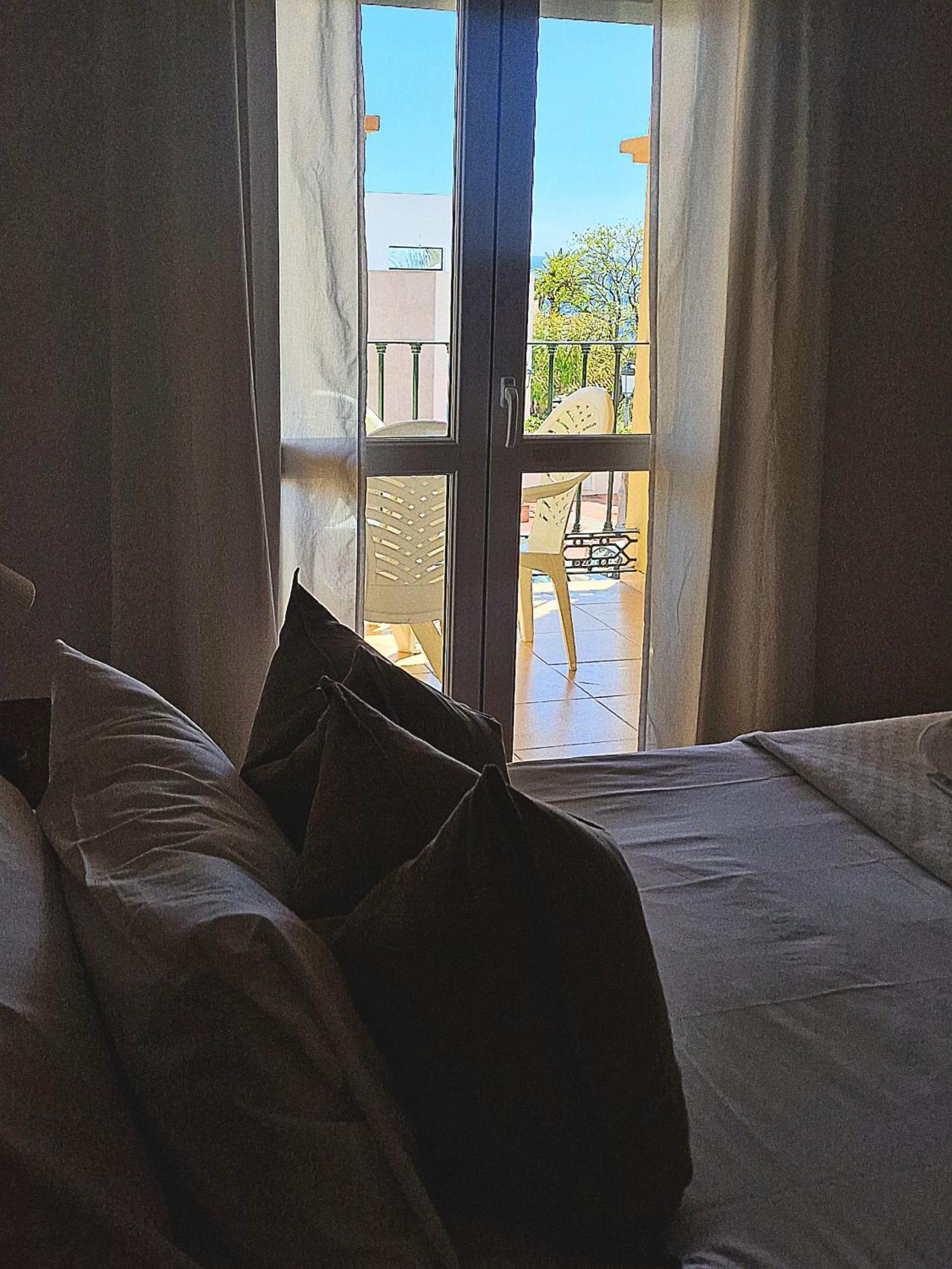 נרחה Apartamentos Latin מראה חיצוני תמונה