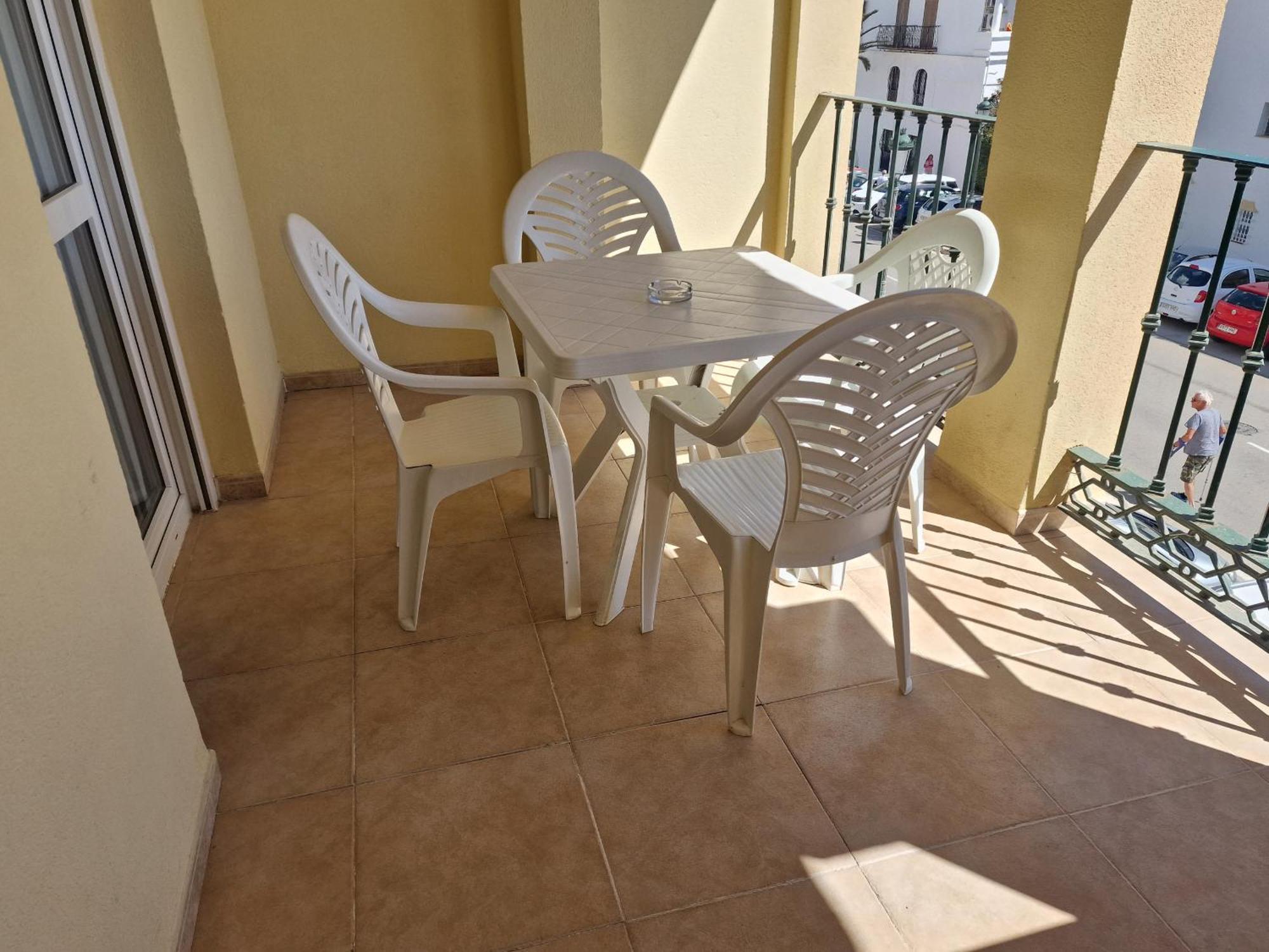נרחה Apartamentos Latin מראה חיצוני תמונה
