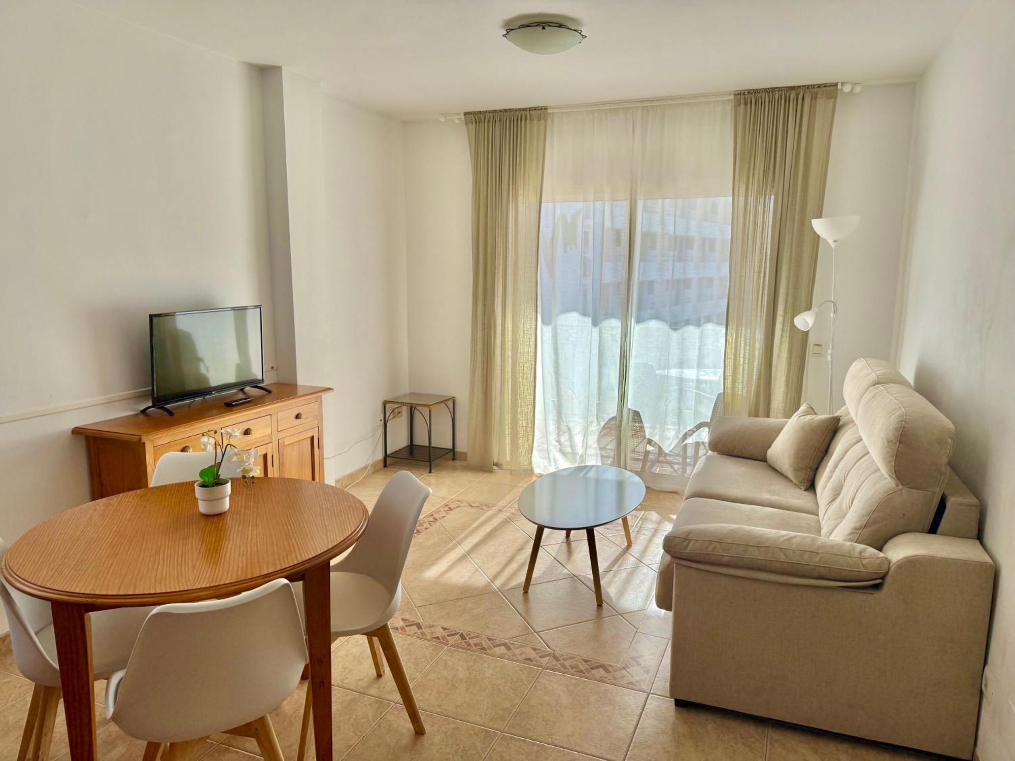 נרחה Apartamentos Latin מראה חיצוני תמונה
